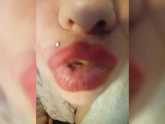 _Alice_1 – webcam model profile photo Image 4
