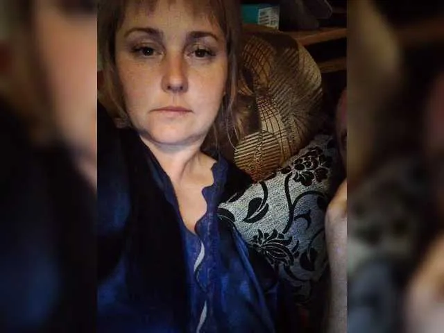 LeslieTurner – webcam model profile photo Image 4