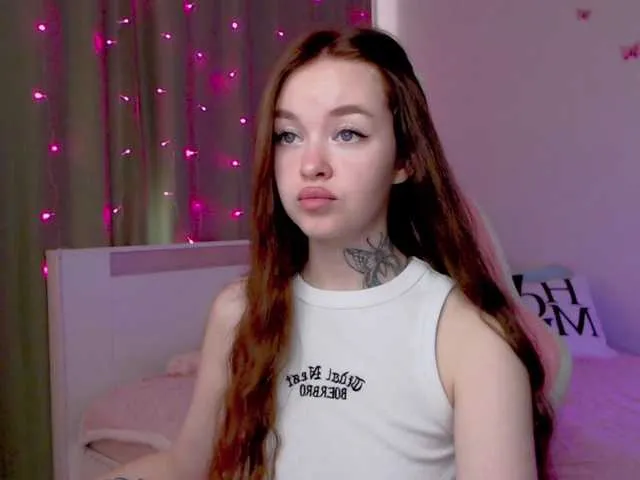 LiaWest – webcam model profile photo Image 13