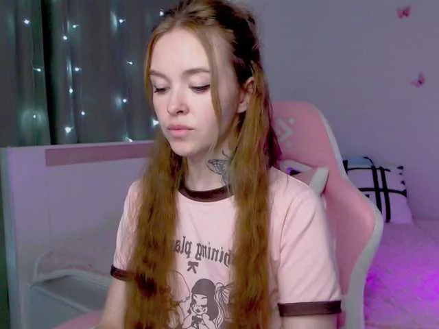 LiaWest – webcam model profile photo Image 9