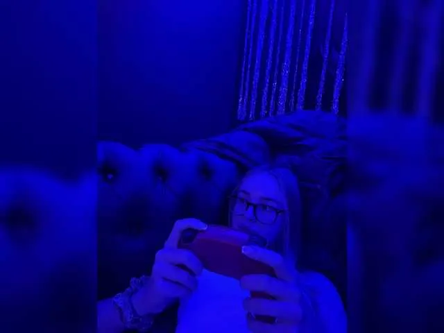 riri__nyan_o0 – webcam model profile photo Image 18