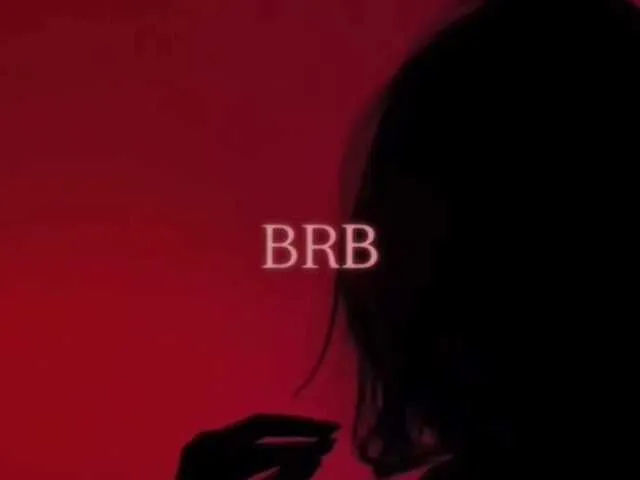 riri__nyan_o0 – webcam model profile photo Image 9