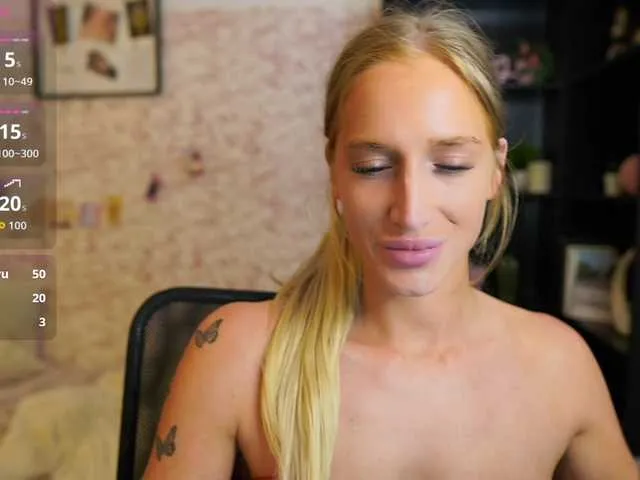 MiraKova – webcam model profile photo Image 18