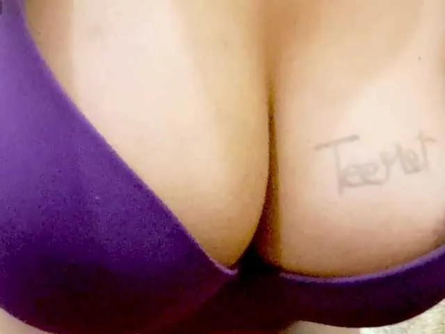 V-Hot-Sweti – webcam model profile photo Image 5