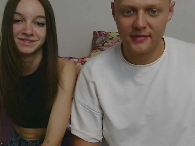 MilaDelays – webcam model profile photo Image 13