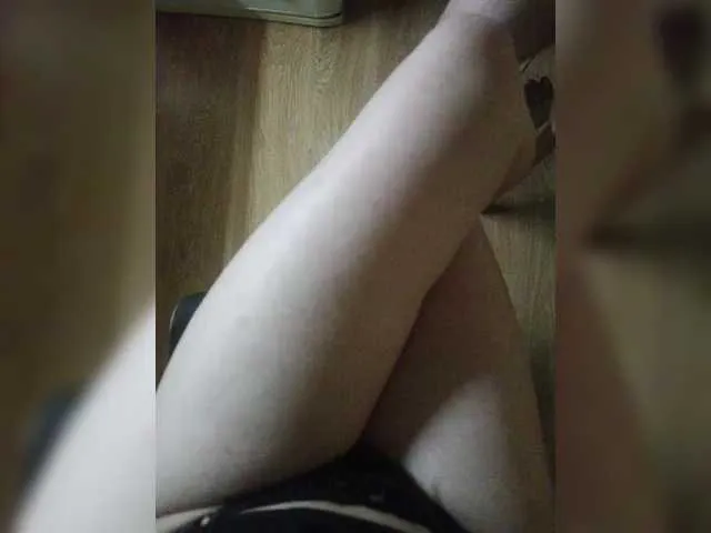 LiaWest – webcam model profile photo Image 13