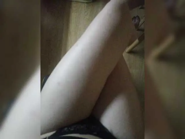 LiaWest – webcam model profile photo Image 14