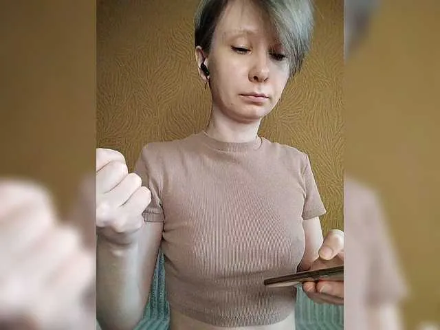AgathaCrawford – webcam model profile photo Image 14