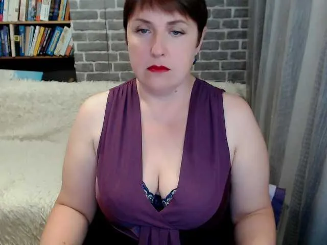 Alina_Vibe_Me – webcam model profile photo Image 7