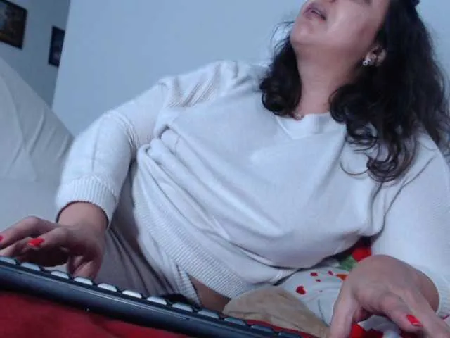 Rebeca-Armand – webcam model profile photo