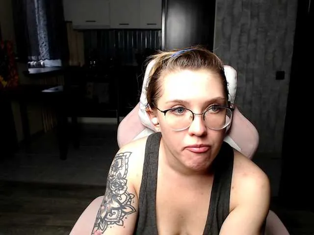 HotSilli152 – webcam model profile photo Image 7