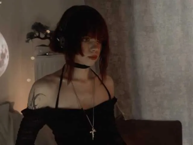 AndreaKalo – webcam model profile photo Image 12