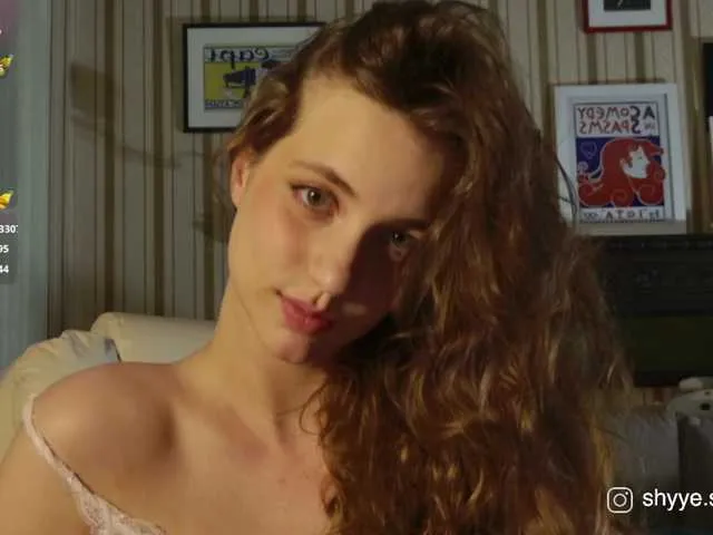 SarahSupershy Image 17