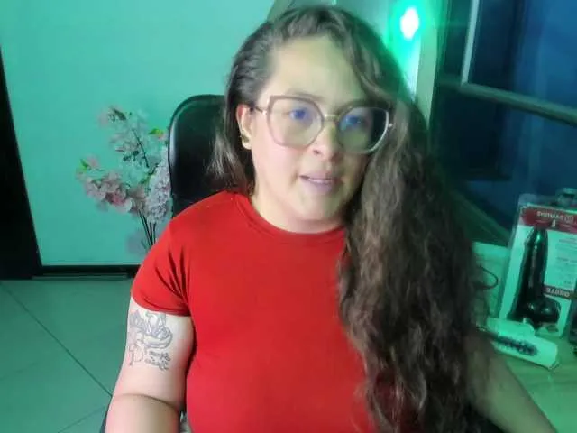 zizi_public – webcam model profile photo Image 14