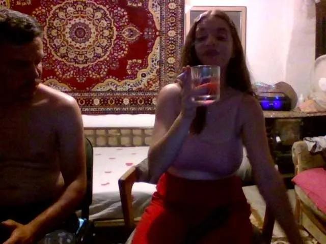 QueenKing – webcam model profile photo Image 12