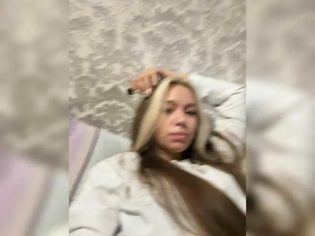 IngridMuller – webcam model profile photo Image 14