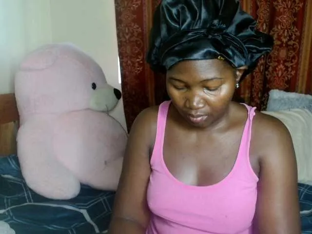Pinkie-Pie – webcam model profile photo Image 16