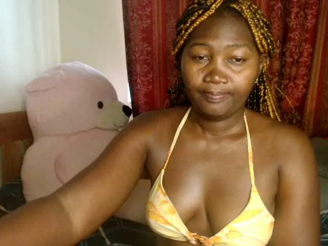 Pinkie-Pie – webcam model profile photo Image 17