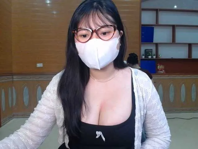 Sexy-office – webcam model profile photo