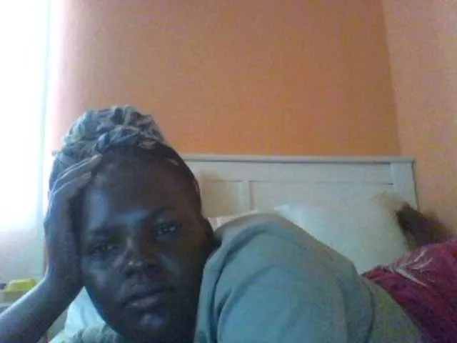 Taly1974 – webcam model profile photo Image 5