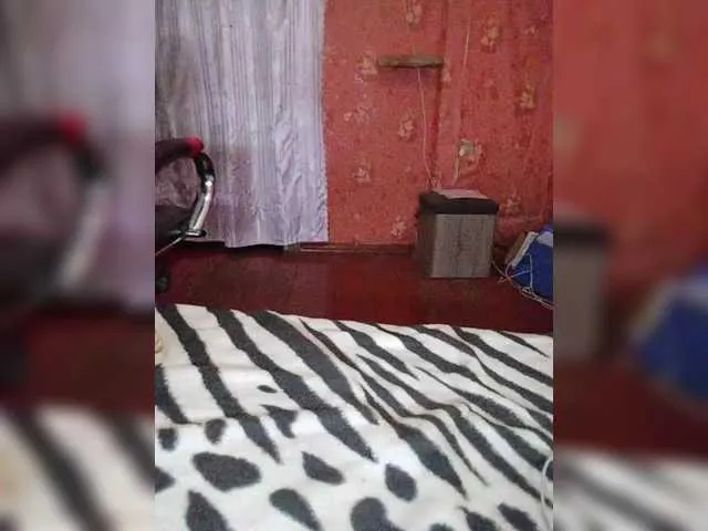 AishaHart – webcam model profile photo Image 8