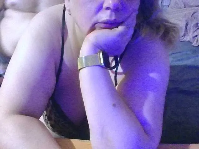 NatashaRaven – webcam model profile photo Image 11