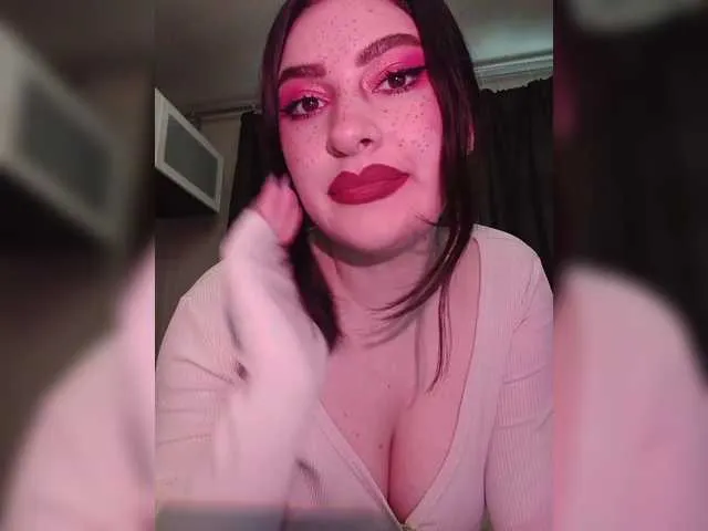 grouptr – webcam model profile photo Image 17