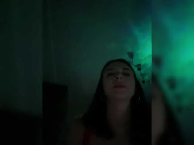 EsmeBrowm – webcam model profile photo Image 3