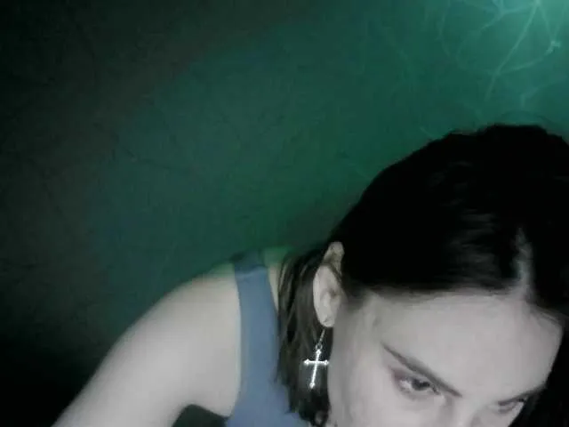 AMI___oO – webcam model profile photo Image 3