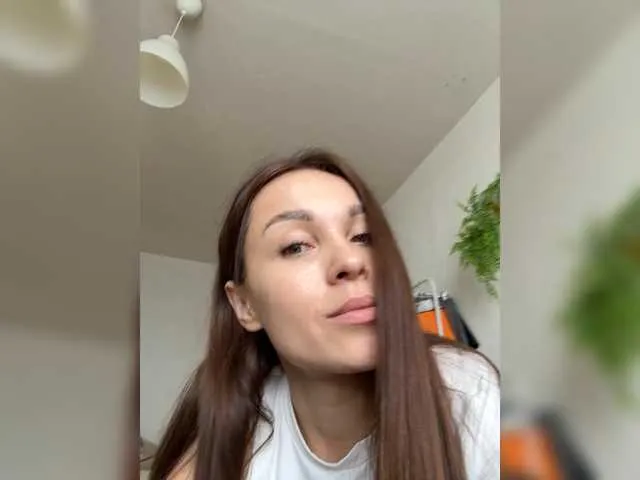 RoxyBuch – webcam model profile photo Image 11