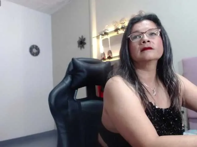 Sunny-Rose – webcam model profile photo Image 17
