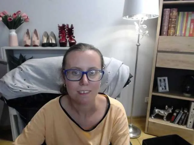 Kitty_Melodi – webcam model profile photo Image 11