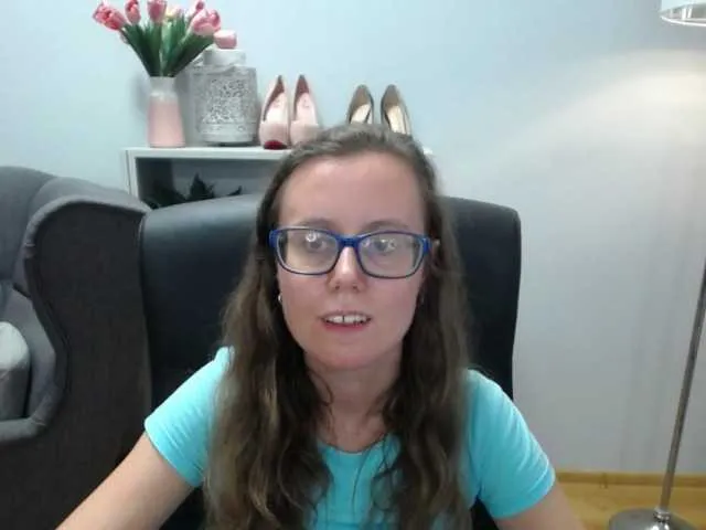 Kitty_Melodi – webcam model profile photo Image 3