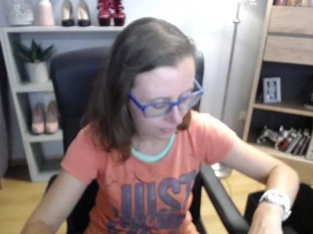 Kitty_Melodi – webcam model profile photo Image 9