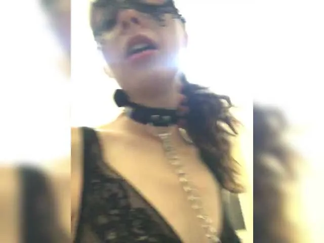 IvyStuart – webcam model profile photo Image 15