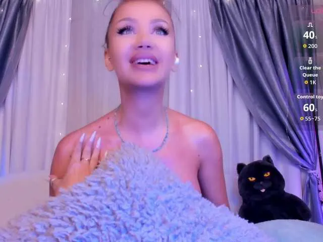 MiaWhitePink_ – webcam model profile photo Image 16