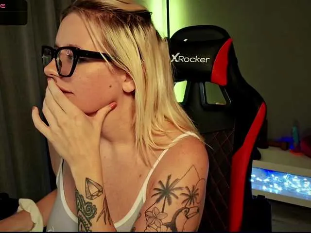 miamellycious – webcam model profile photo Image 7