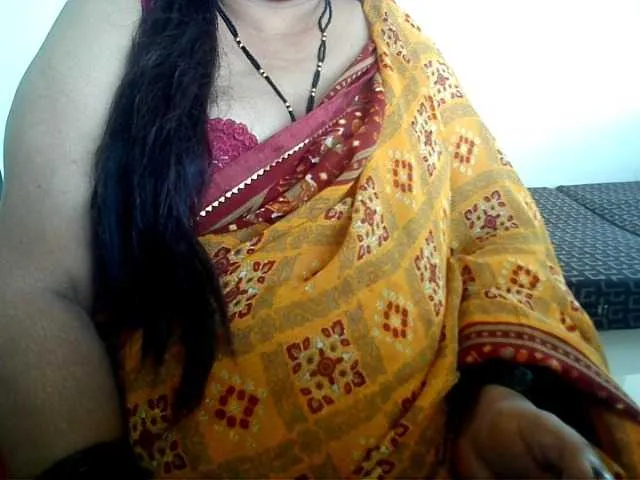 emma05 – webcam model profile photo Image 10