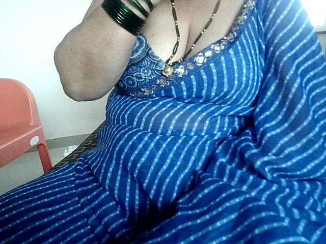 emma05 – webcam model profile photo Image 16