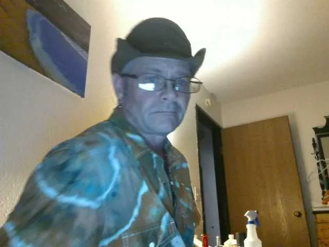 LiaWest – webcam model profile photo Image 2