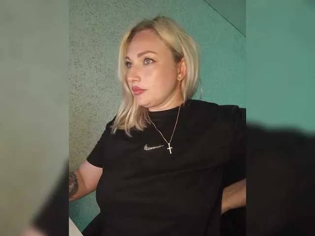 Tella_dream – webcam model profile photo Image 15