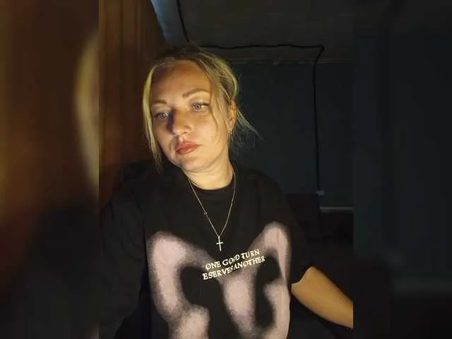 Tella_dream – webcam model profile photo Image 17