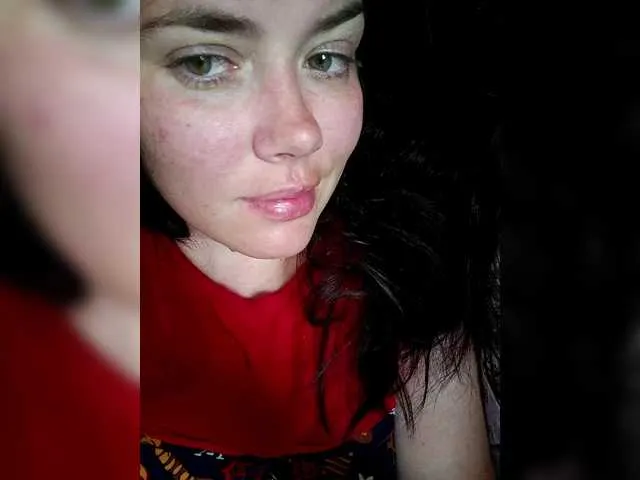 AnyaSin – webcam model profile photo Image 4