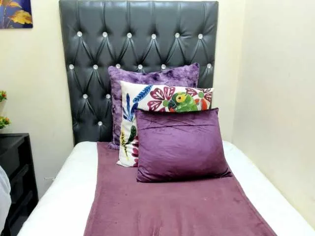 Marry_Cordy – webcam model profile photo Image 3