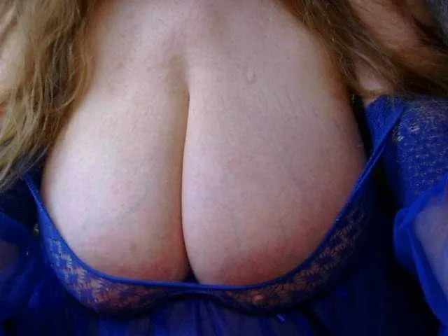 LeslyAnderson – webcam model profile photo Image 5