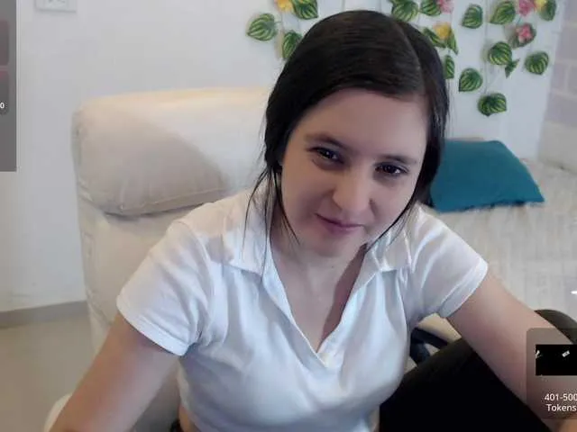 Masha_123 – webcam model profile photo Image 14