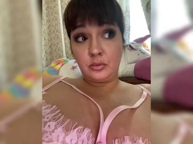 Tina-Dolly Image 16