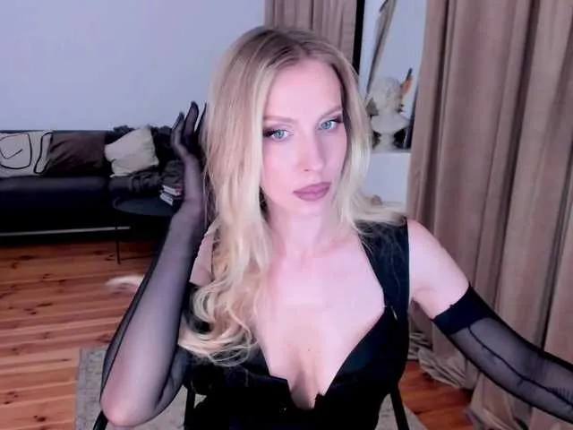 ToxicBlonde Image 15