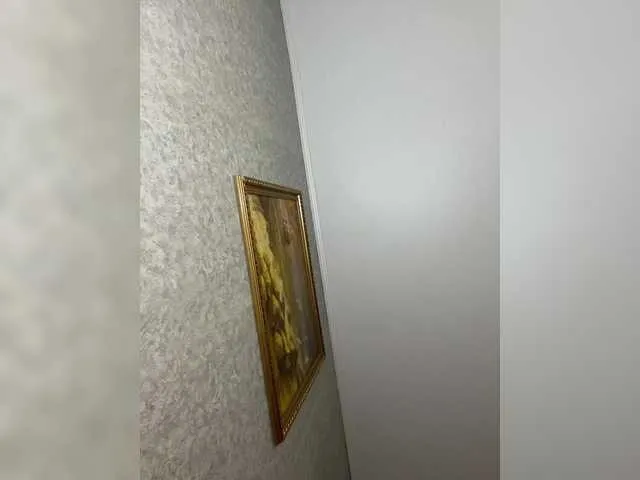 -teenytiny- – webcam model profile photo Image 8