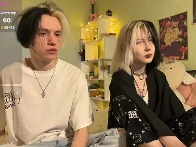 VeryRareTwins Image 2
